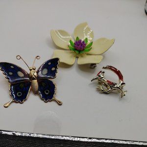Lot Of 3 Pins. Vintage Enamel Gold Tone Butterfly Floral Road Runner Navy-#B-2